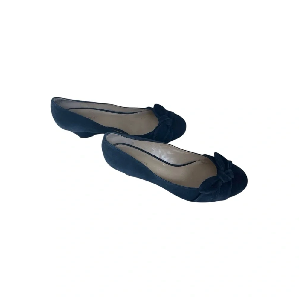 Nine West Dusty Blue Bow Tie Wedges - Size 8.5M